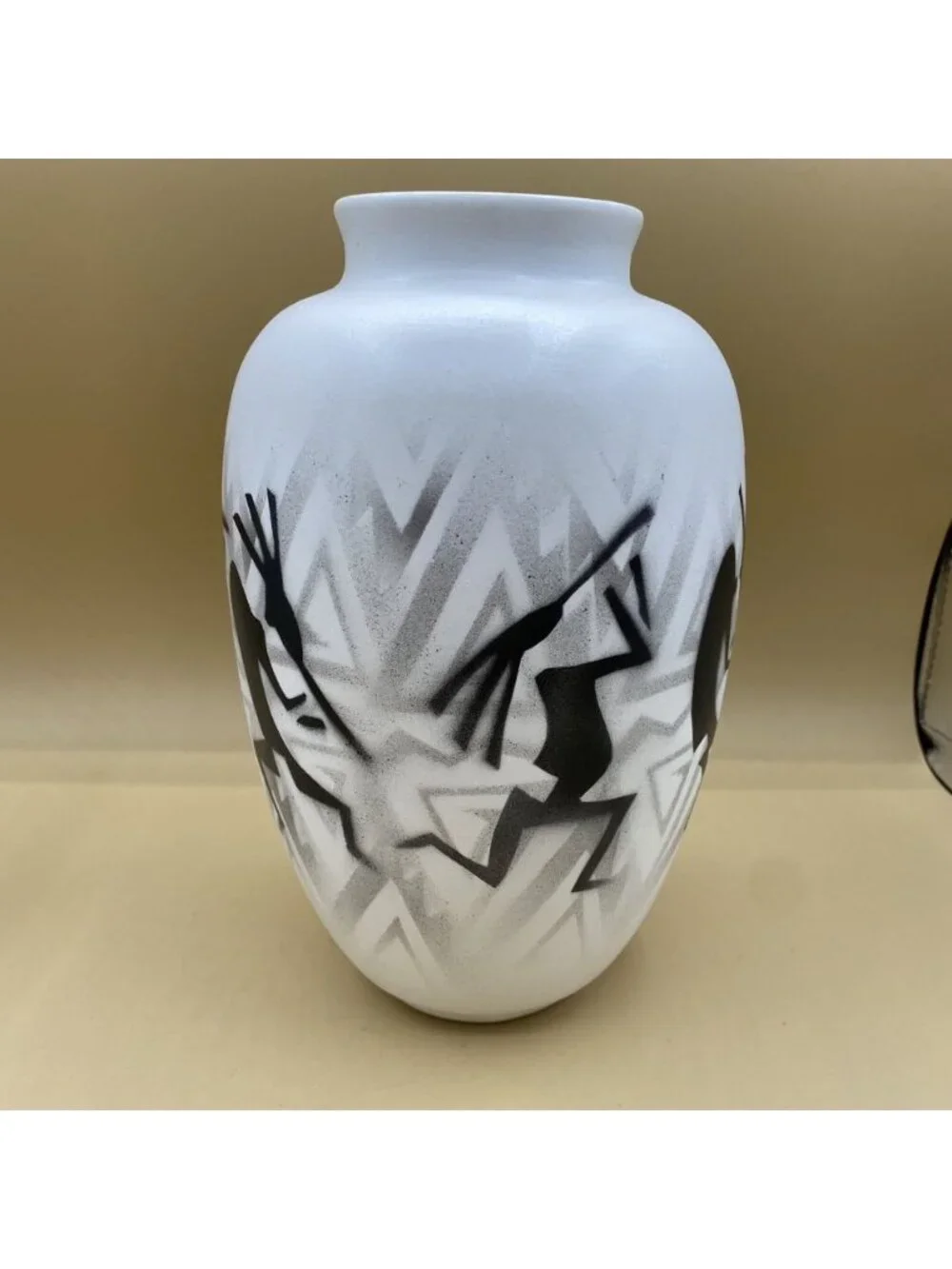 Navajo Signed Pottery Vase James Benally Dine Kokopelli 9.5” Native American